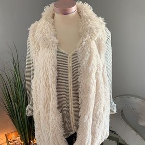 White Faux Fur Vest - Size L/XL